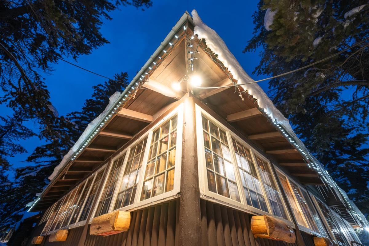 Storm Mountain Lodge & Cabins แคสเซิลจังก์ชัน ภายนอก รูปภาพ
